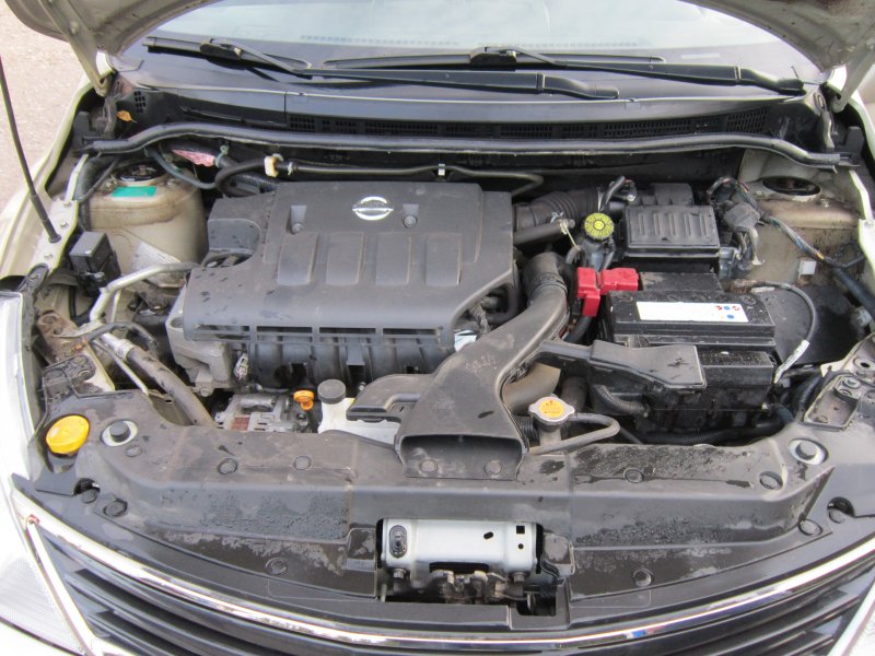 Аккумулятор в машине Nissan Tiida